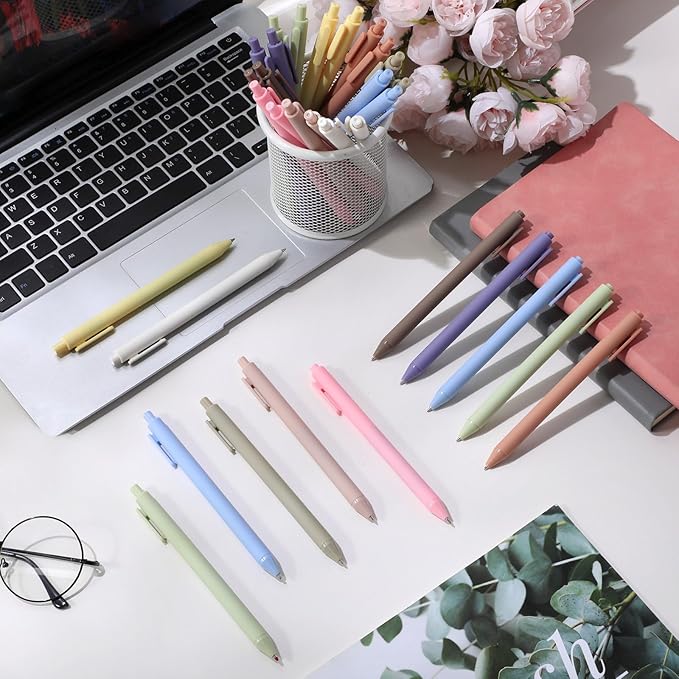Crtiin 100 Pcs Gel Ink Pens Bulk, Black Ink 0.5mm Fine Point Retractable Pen Smooth Writing Office Supplies for Teacher Server Nurse Christmas Charity Donation Valentine (Pastel Colors)