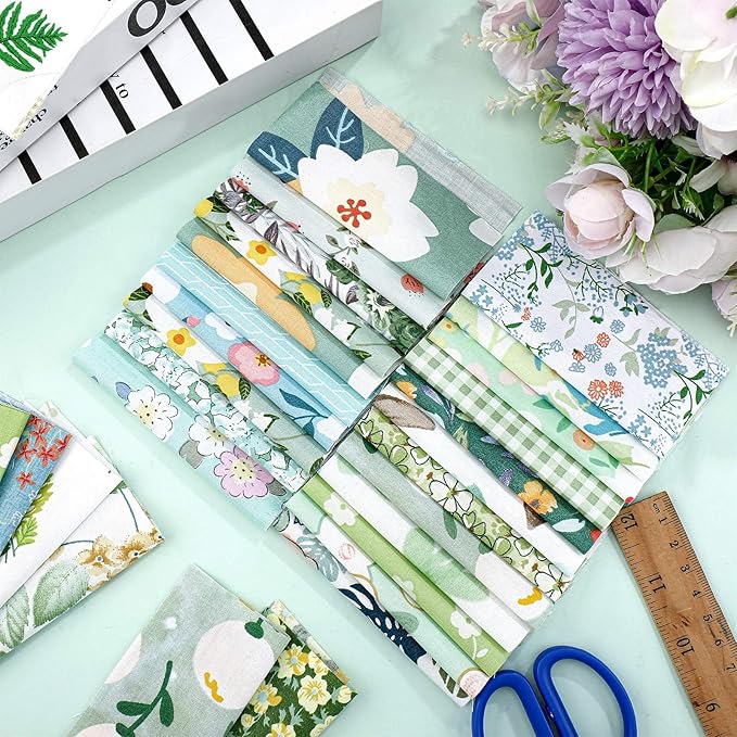 Ganeen 800 Pcs 4 x 4 Inch Cotton Fabric Squares Pre Cut Quilting Squares Printed Floral Patchwork Fabric Bundles for DIY Craft Sewing Clothing Accessory(Fresh)