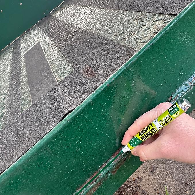 PM-15, Eco-Friendly Paint Marker, Alcohol-Based & Xylene-Free, Waterproof & Permanent, 10ml, 2.3mm Tip, 8 Bonus Tips, Made in USA, Green 8 Pack