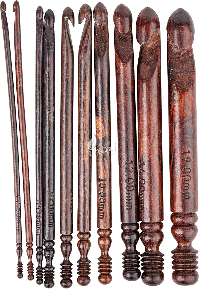 INTAJ Rosewood Jumbo Crochet Hook Set Handmade, 15 Sizes Upto 25MM Wooden Crochet Hooks for Knitting, Size Engraved - Wooden Yarn Bowl Crochet Hook Accessories (Set of 10 3.5-19mm, Rosewood)