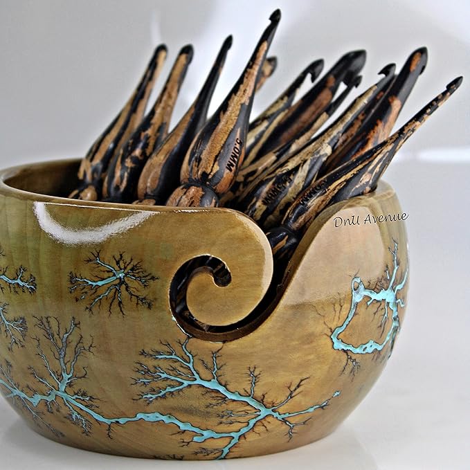 Wooden Yarn Bowl with Golden Design & 13-Piece Crochet Hook Set – Sizes 3.5mm to 12mm, Smooth Bamboo Crochet Hooks for Yarn, Ergonomic Knitting & Crochet Tools for Beginners & Experts