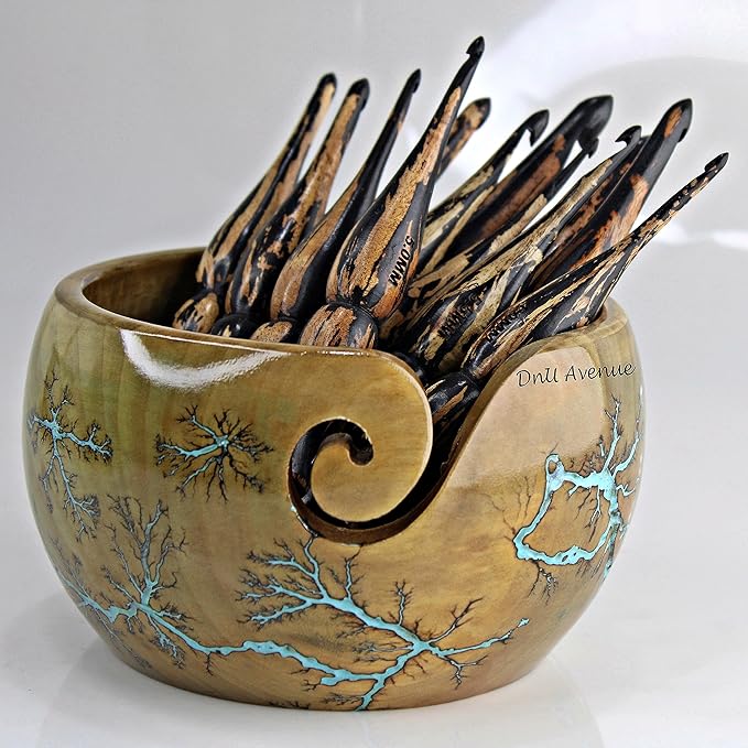 Wooden Yarn Bowl with Golden Design & 13-Piece Crochet Hook Set – Sizes 3.5mm to 12mm, Smooth Bamboo Crochet Hooks for Yarn, Ergonomic Knitting & Crochet Tools for Beginners & Experts