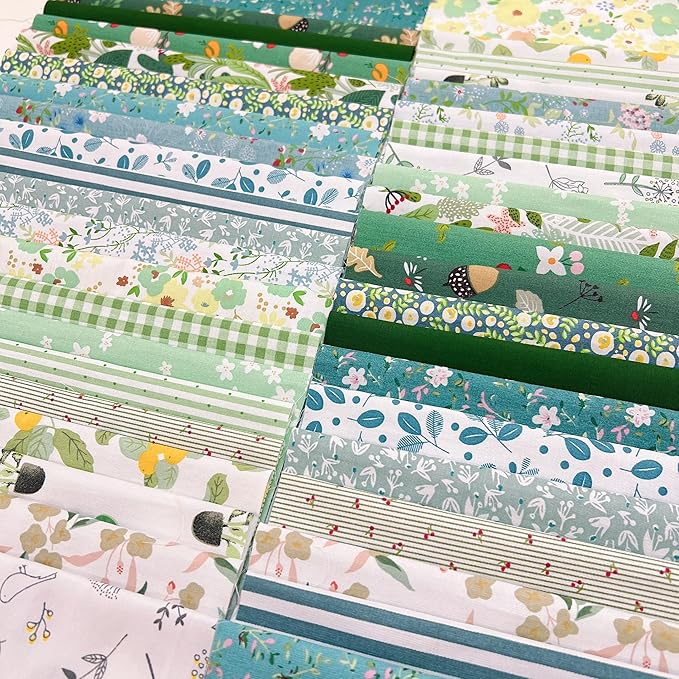 42Pcs 10cm*10cm Cotton Fabric DIY Making Supplies Quilting Patchwork Fabric Fat Quarter Bundles DIY for Quilting Cotton Patchwork Cushions (Green, 10cm*10cm)