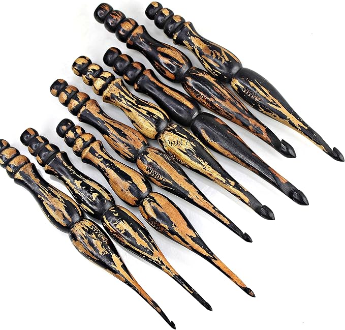 13-Piece Wooden Crochet Hook Set – Sizes 3.5mm to 12mm, Smooth Handmade Bamboo Crochet Hooks for Yarn, Ergonomic Lightweight Knitting & Crochet Tools for Beginners & Experts