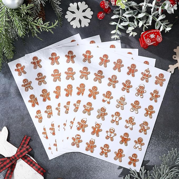 300 Pcs Christmas Gingerbread Man Stickers Assorted Mini Gingerbread Stickers Party Favors Aesthetic Waterproof Vinyl Decals for Holiday Card Scrapbooking Bottle