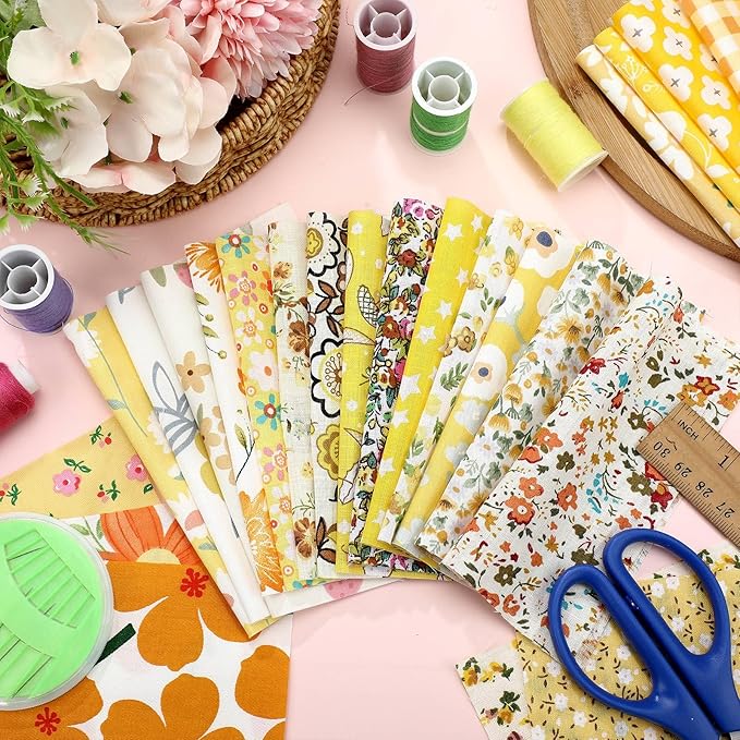 Kinlop 600 Pcs 5 x 5 Inch Floral Charm Packs for Quilting Yellow Flower Cotton Fabric Square Bulk Precut Fabric Squares Strips Printed Yellow Floral Patchwork for DIY Craft Sewing Accessory