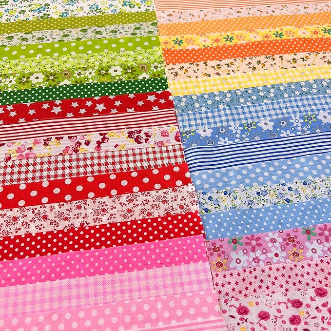 35Pcs 9.8" x 9.8"(25 * 25CM) Cotton Fabric DIY Making Supplies Quilting Patchwork Fabric Fat Quarter Bundles DIY for Quilting Cotton Patchwork Cushions (red/Green, 9.8" x 9.8")