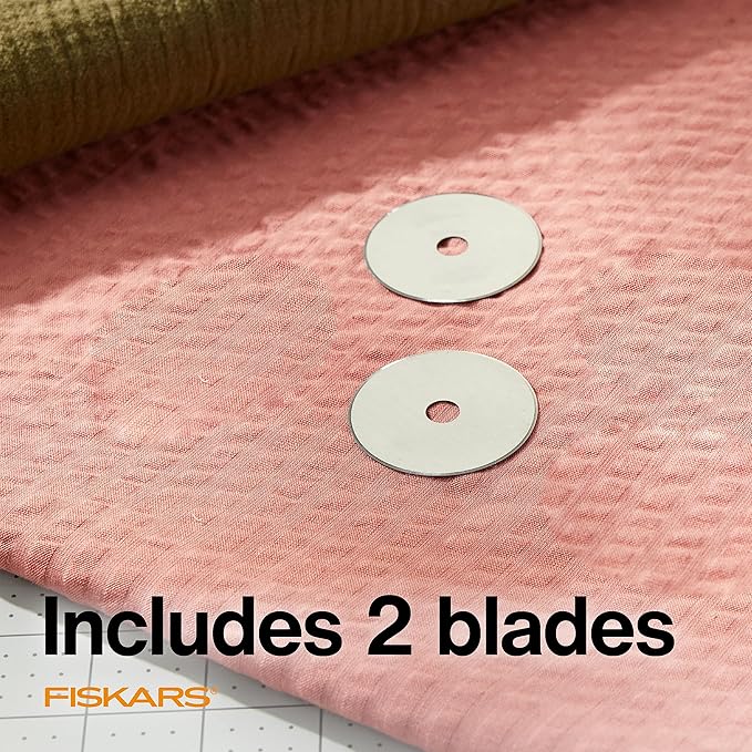 Fiskars 45mm Titanium Rotary Blades (2 Pack) - Rotary Cutter Blade Replacement - Crafts, Sewing, and Quilting Projects - Grey